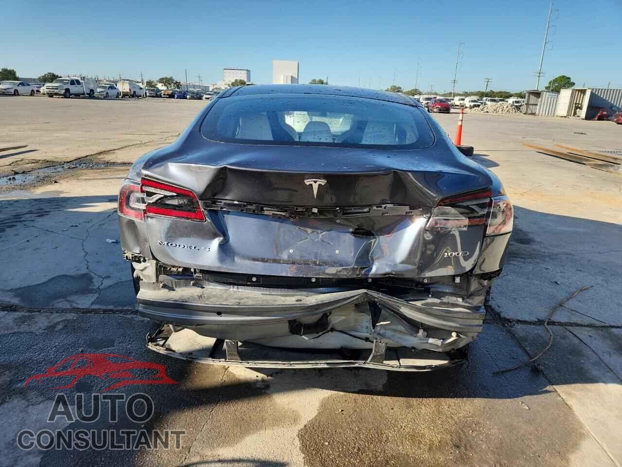TESLA MODEL S 2017 - 5YJSA1E21HF204504