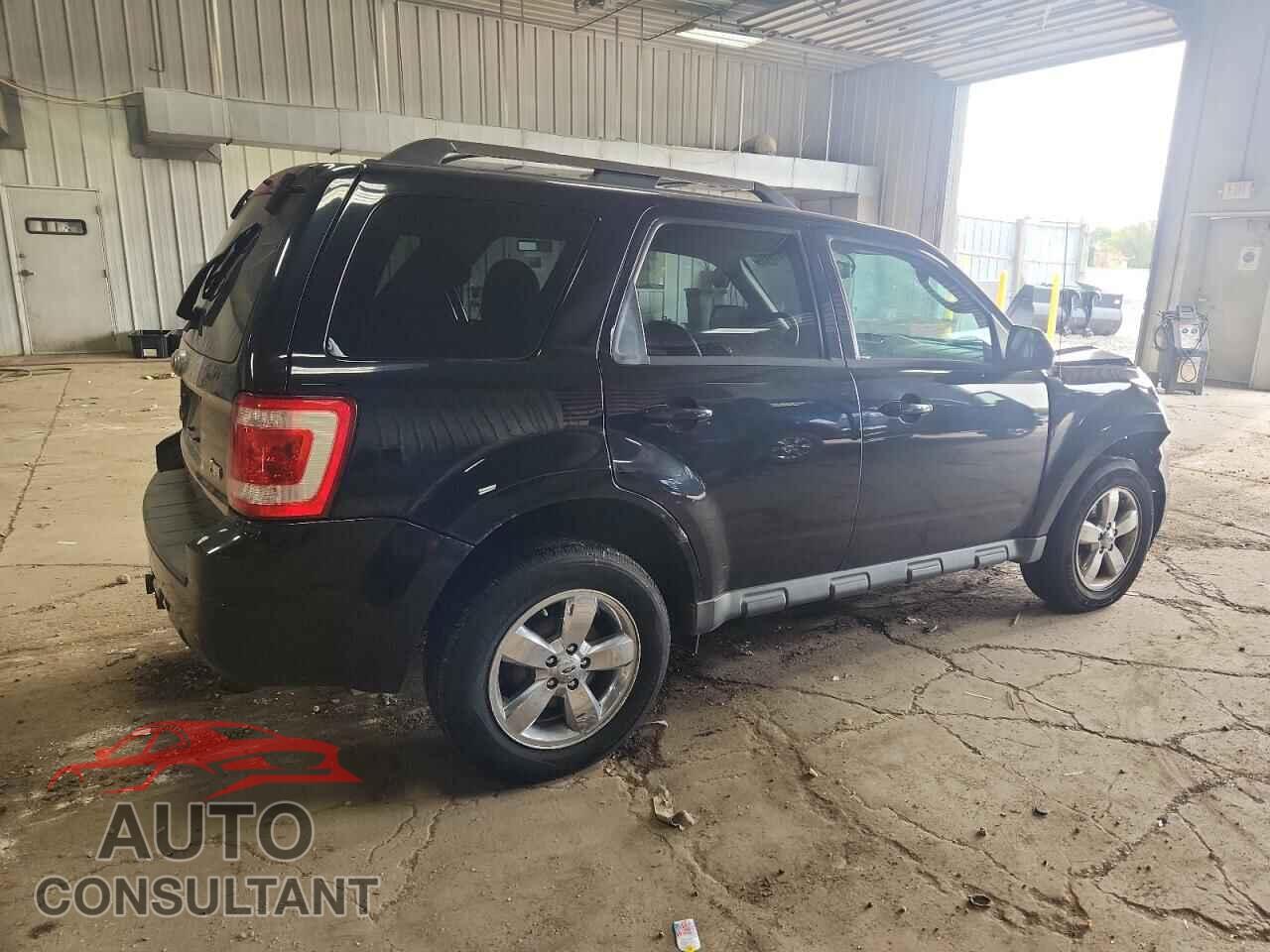 FORD ESCAPE 2010 - 1FMCU9EG7AKA79938