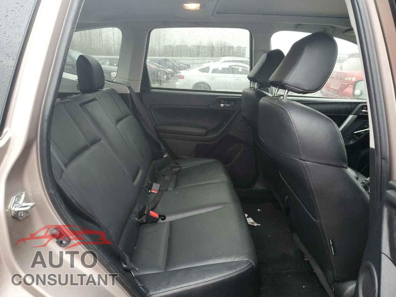 SUBARU FORESTER 2015 - JF2SJAUC5FH841372