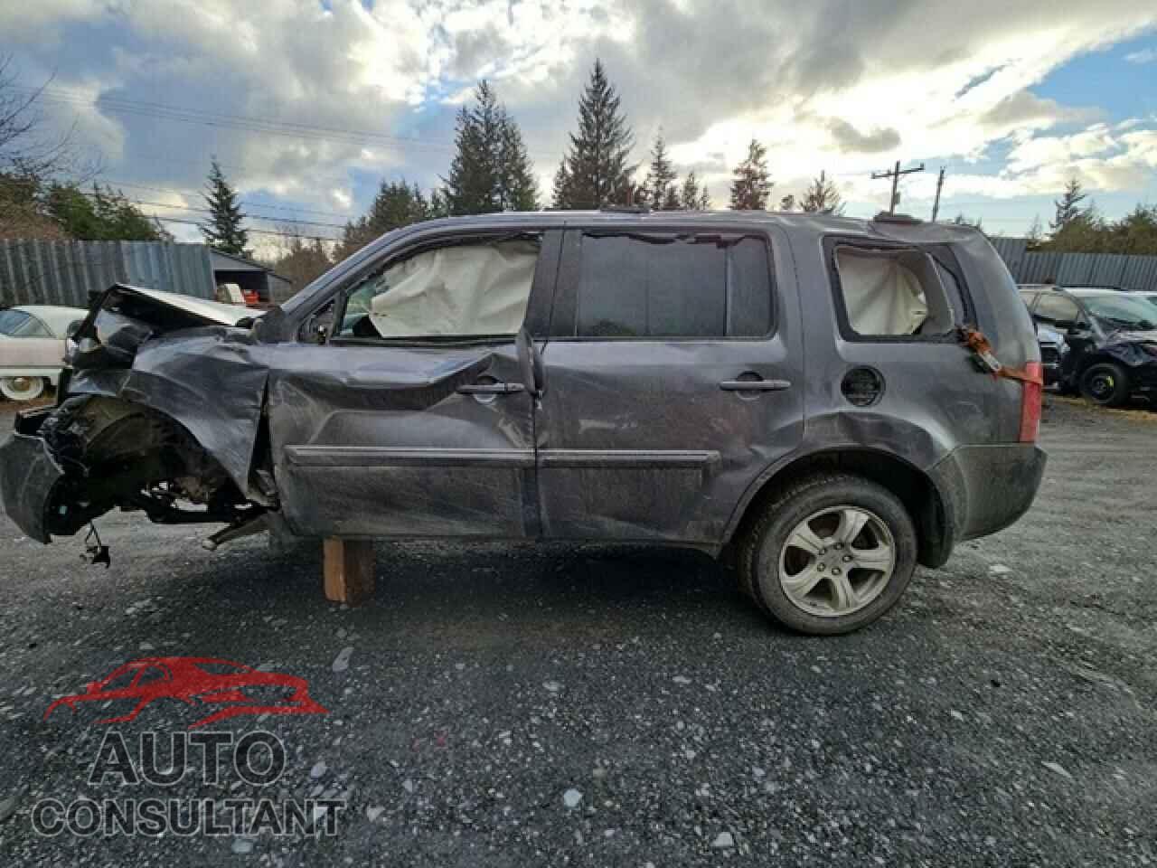 HONDA PILOT 2015 - 5FNYF4H54FB034395