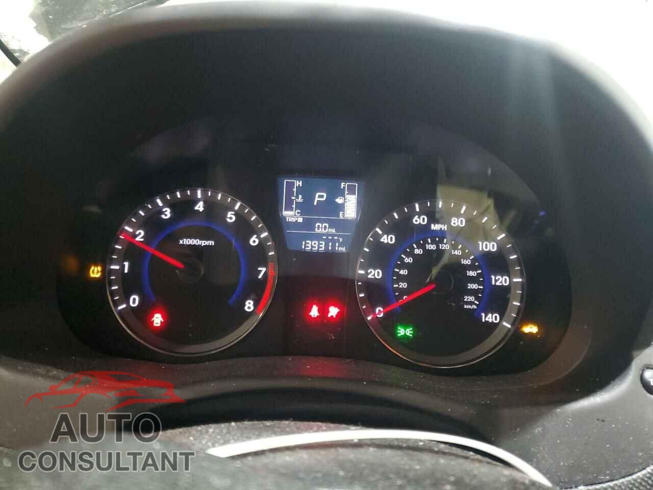 HYUNDAI ACCENT 2017 - KMHCT4AE3HU302971