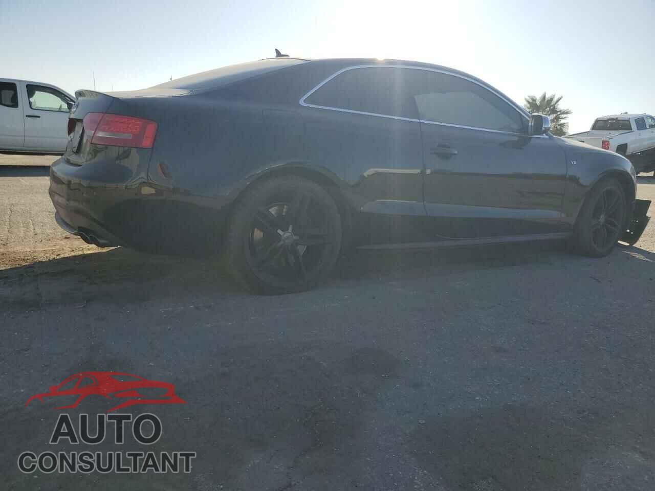 AUDI S5/RS5 2010 - WAUCVAFR2AA060381