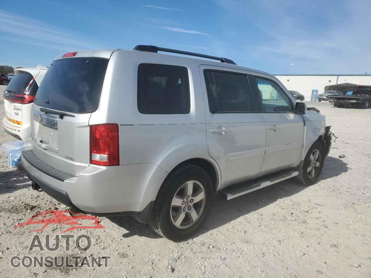 HONDA PILOT 2009 - 5FNYF48619B013680