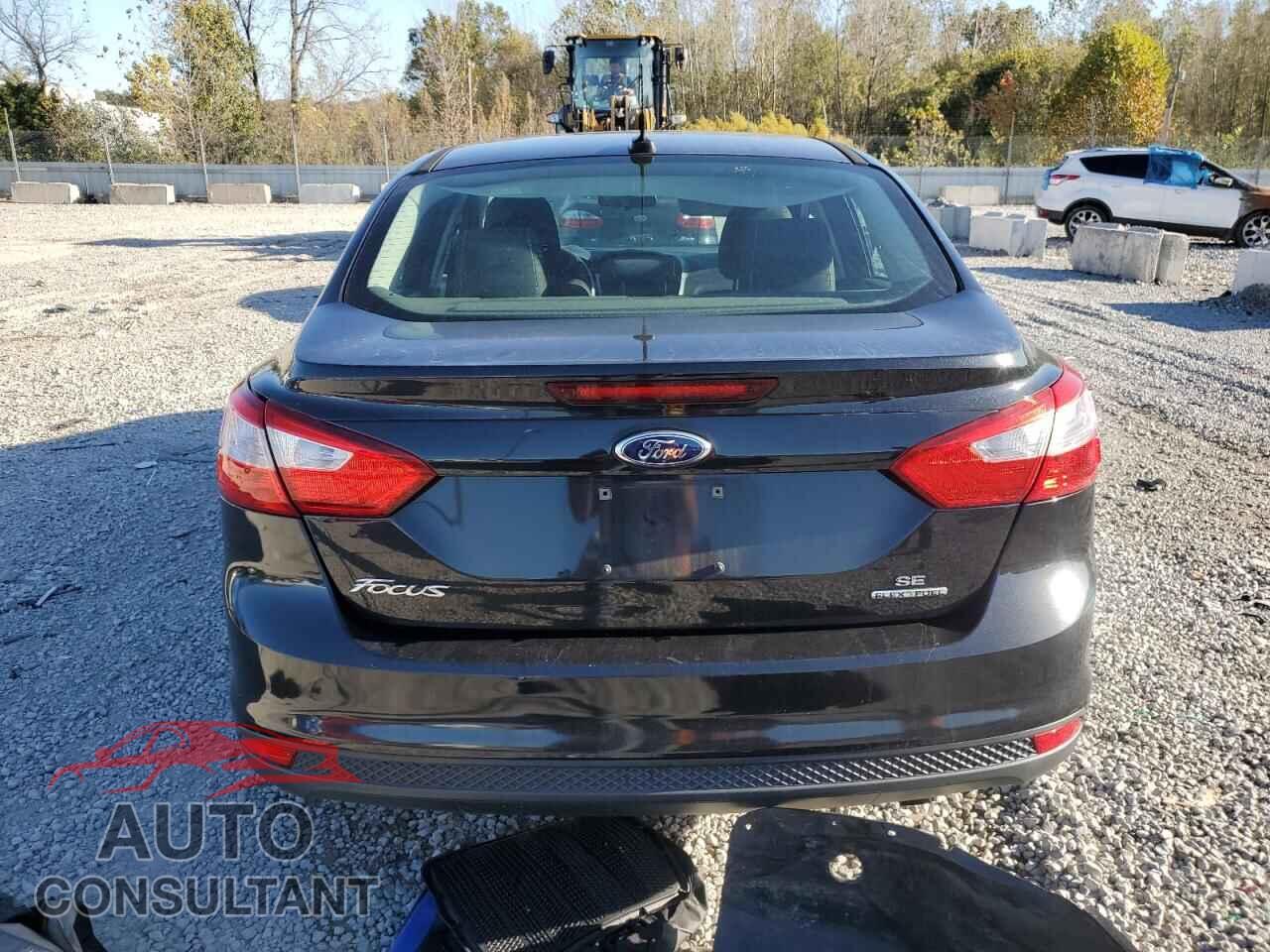 FORD FOCUS 2014 - 1FADP3F27EL270748