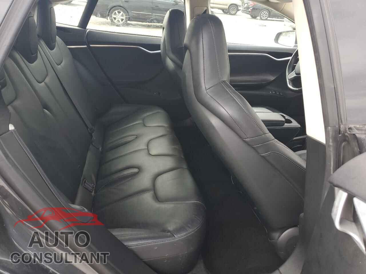 TESLA MODEL S 2016 - 5YJSA1E24GF143910