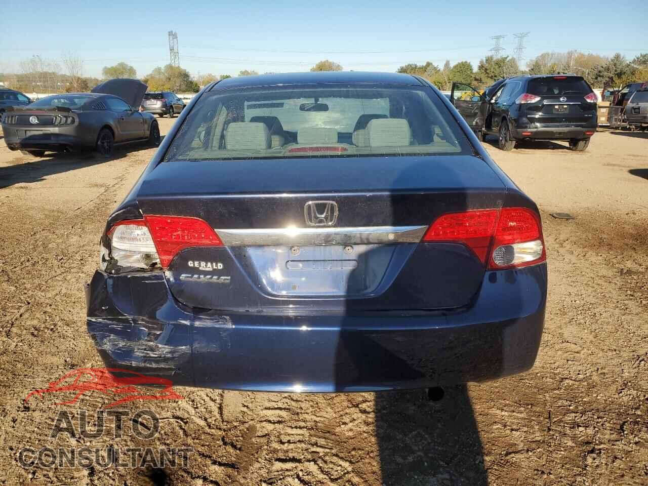 HONDA CIVIC 2010 - 19XFA1F55AE005011