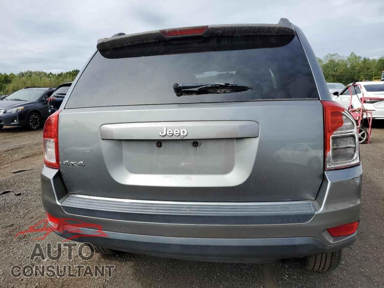 JEEP COMPASS 2011 - 1J4NF1FB7BD240476