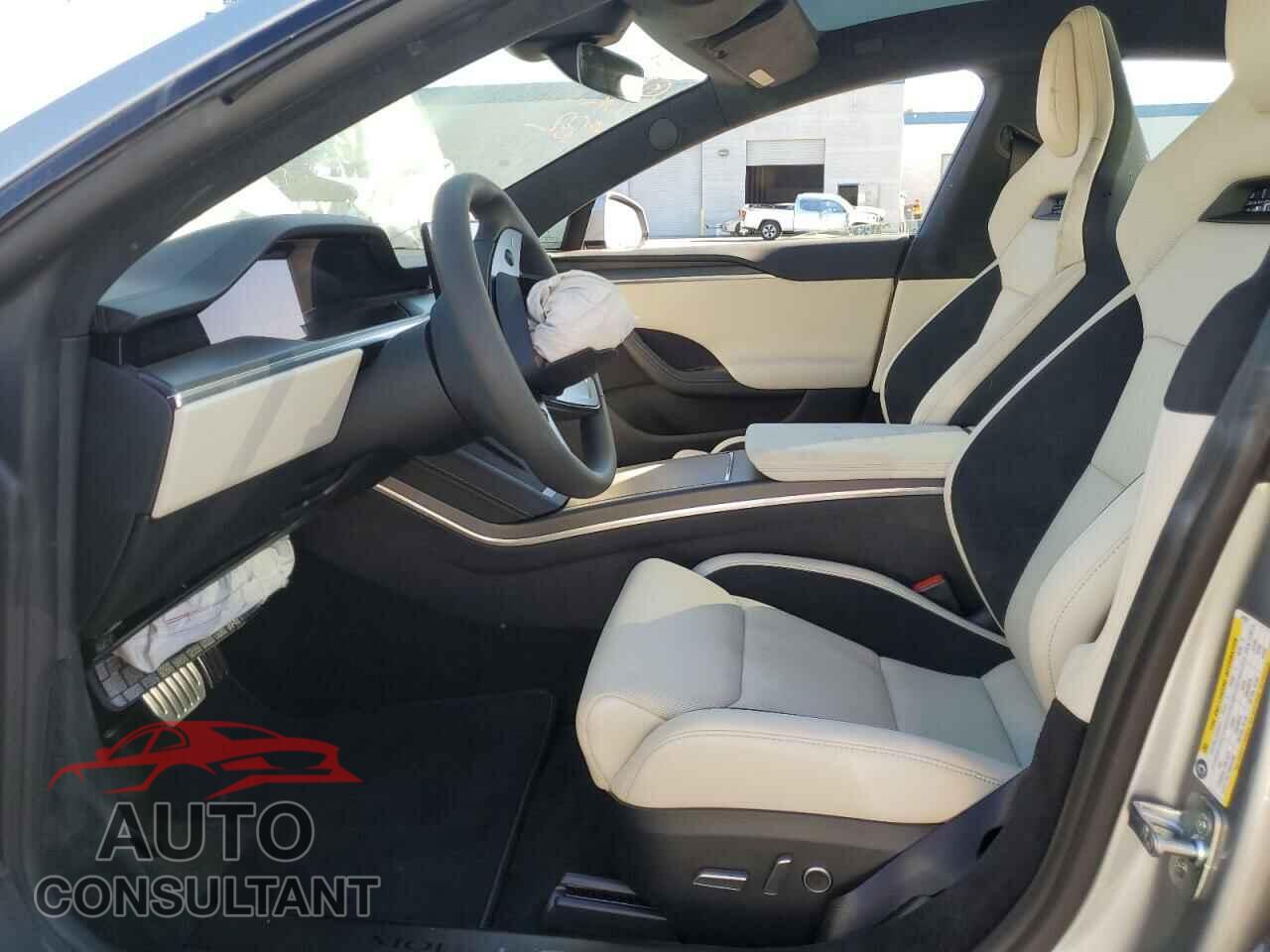 TESLA MODEL S 2024 - 5YJSA1E66RF542811