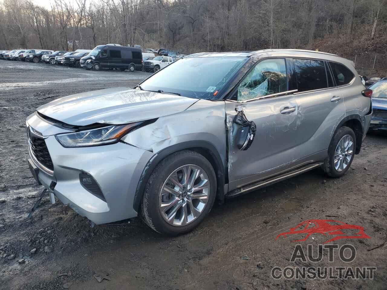 TOYOTA HIGHLANDER 2023 - 5TDKDRBH8PS022615