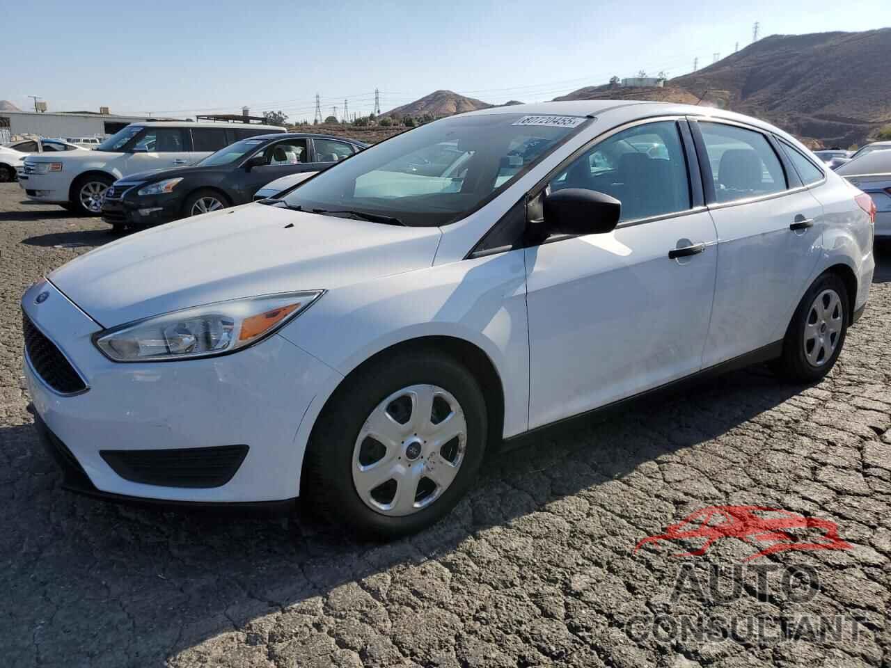 FORD FOCUS 2015 - 1FADP3E28FL241388