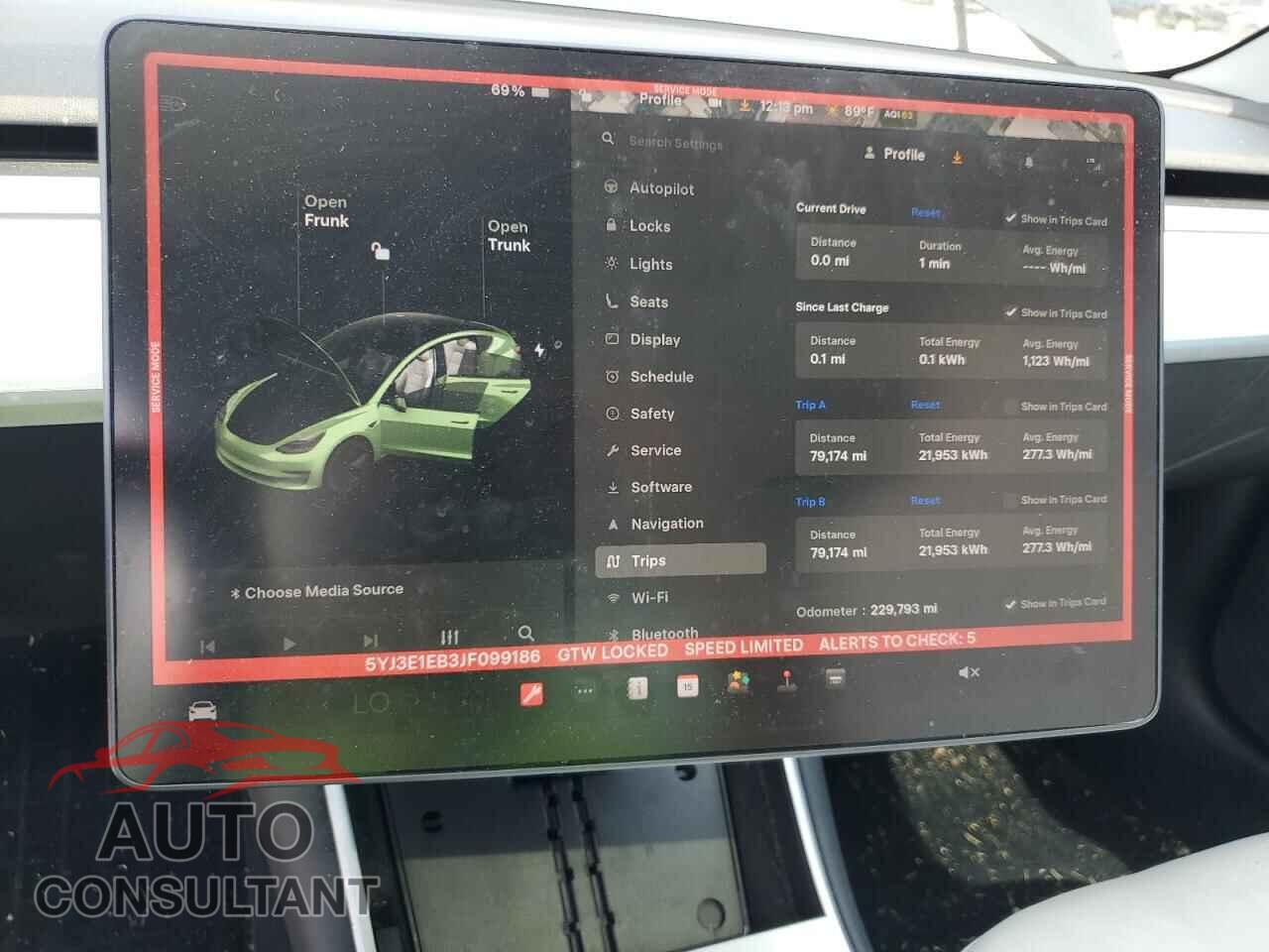 TESLA MODEL 3 2018 - 5YJ3E1EB3JF099186