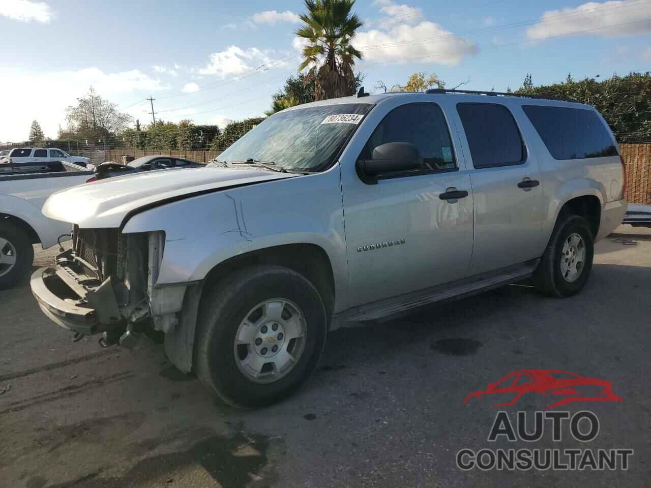 CHEVROLET SUBURBAN 2010 - 1GNUKHE30AR238285