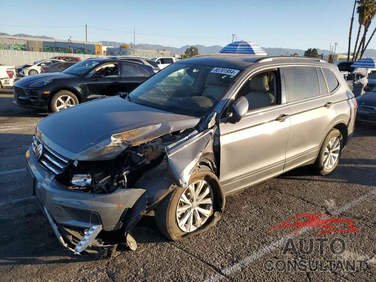 VOLKSWAGEN TIGUAN 2019 - 3VV3B7AX0KM047820