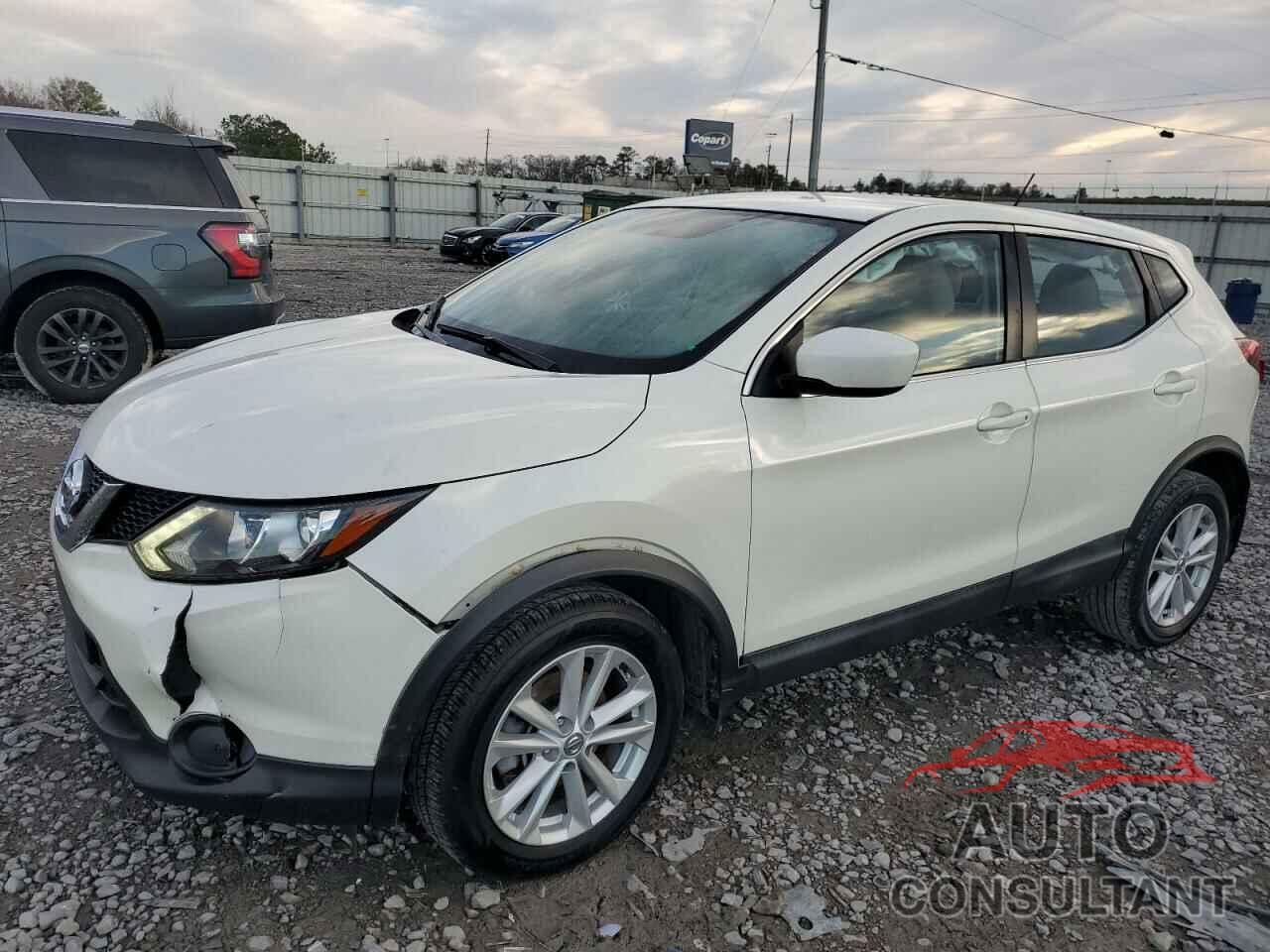 NISSAN ROGUE 2017 - JN1BJ1CP5HW003525