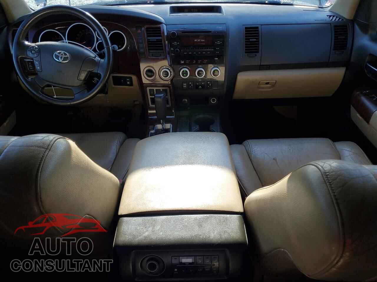 TOYOTA SEQUOIA 2011 - 5TDBW5G1XBS049502