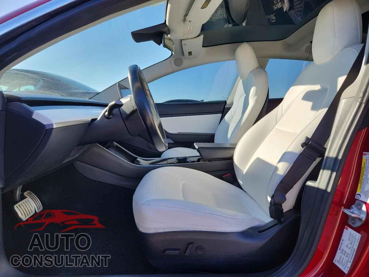 TESLA MODEL 3 2018 - 5YJ3E1EB9JF055564