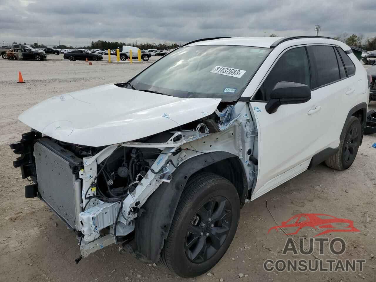 TOYOTA RAV4 2021 - 2T3H1RFV1MW181568