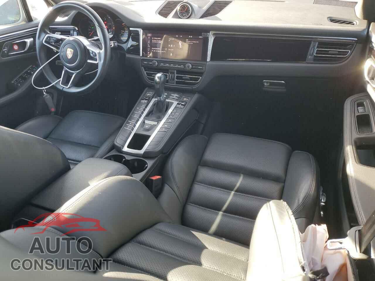 PORSCHE MACAN 2021 - WP1AA2A59MLB00608