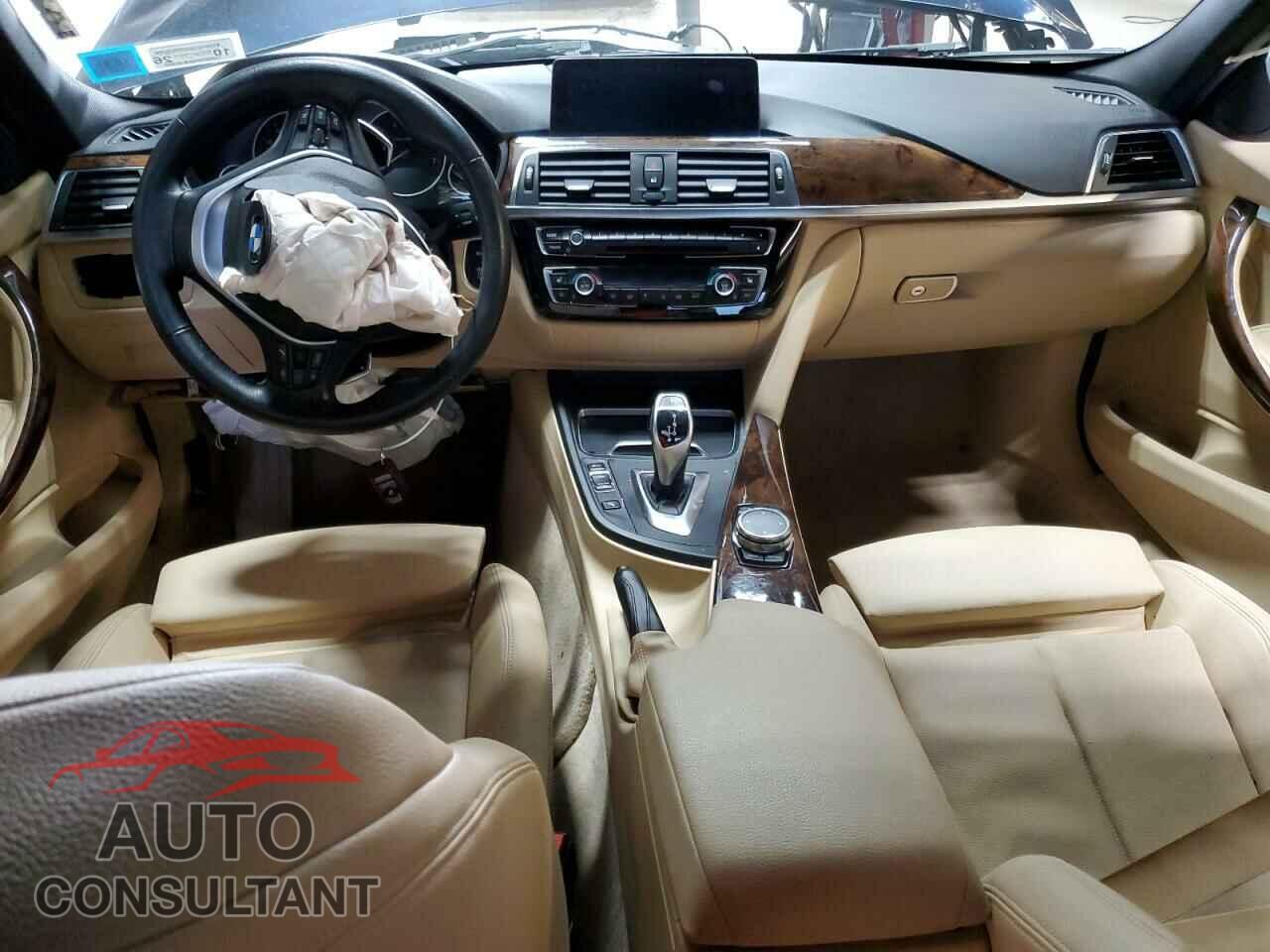 BMW 3 SERIES 2016 - WBA8E3G57GNU02096