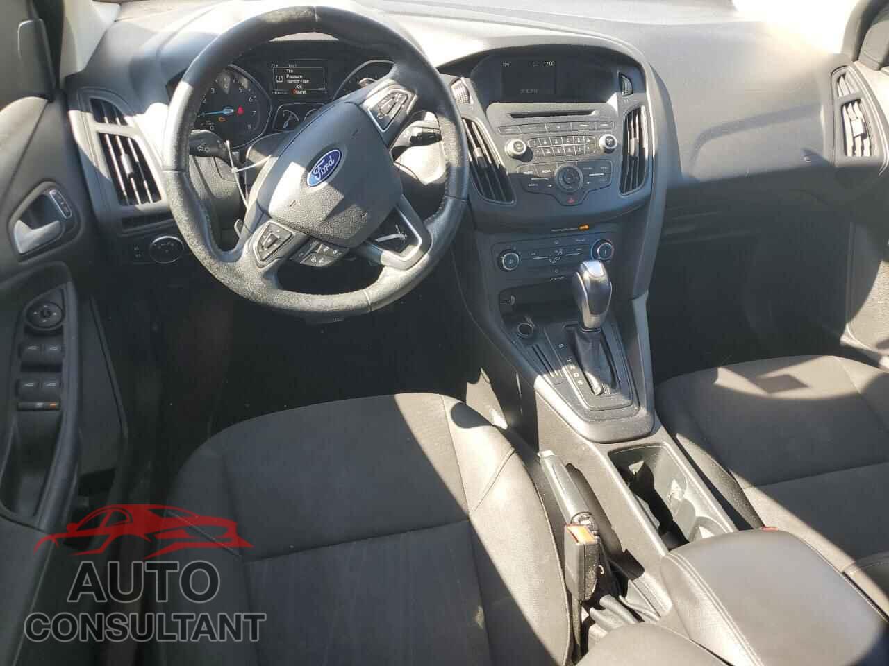 FORD FOCUS 2015 - 1FADP3F24FL355595