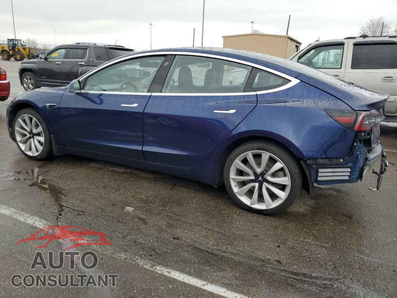 TESLA MODEL 3 2018 - 5YJ3E1EB3JF117556