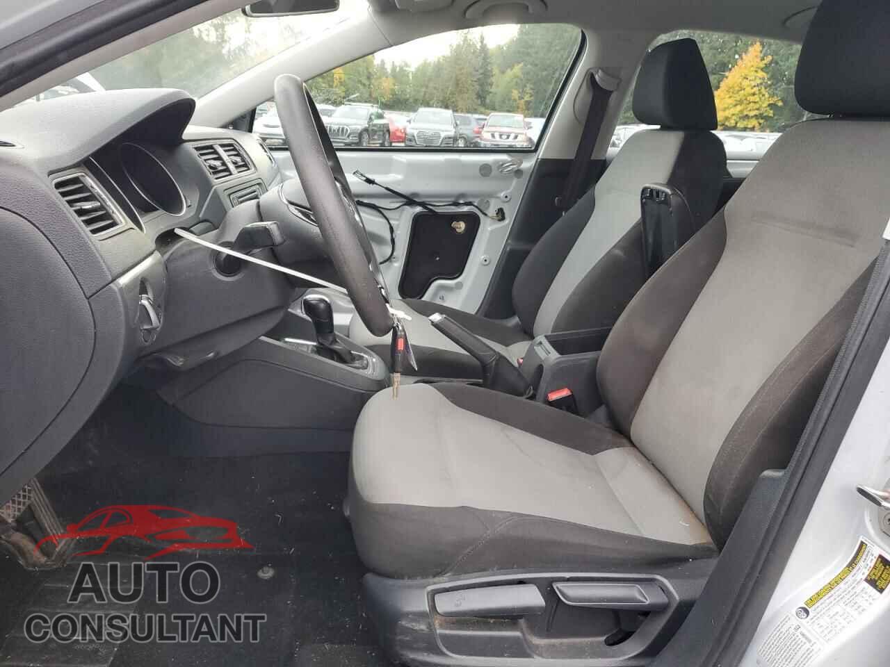 VOLKSWAGEN JETTA 2017 - 3VW2B7AJ3HM377012