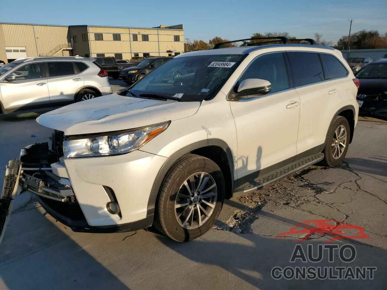 TOYOTA HIGHLANDER 2019 - 5TDKZRFHXKS334794