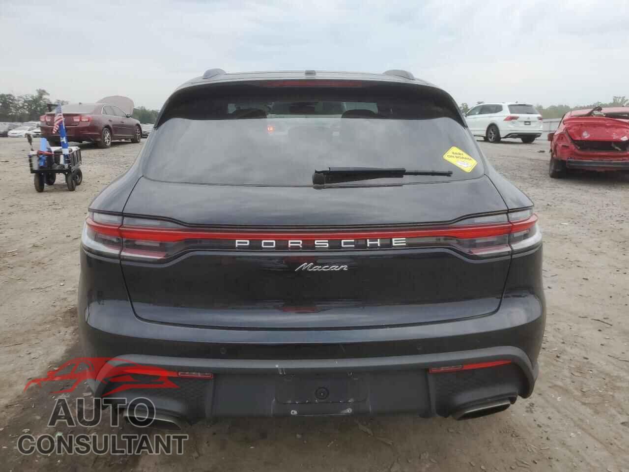 PORSCHE MACAN BASE 2023 - WP1AA2A50PLB20587