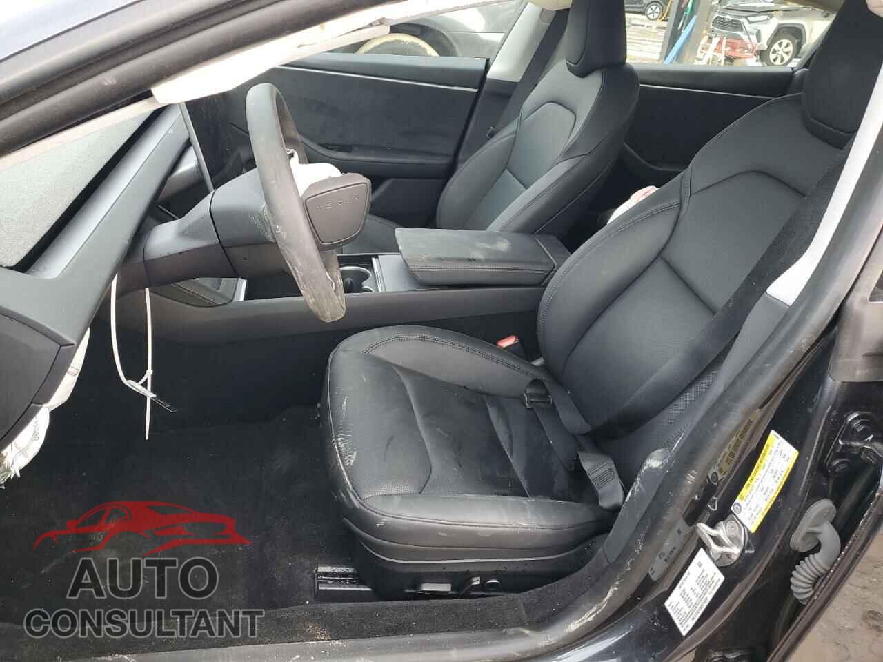 TESLA MODEL 3 2024 - 5YJ3E1EB6RF743808