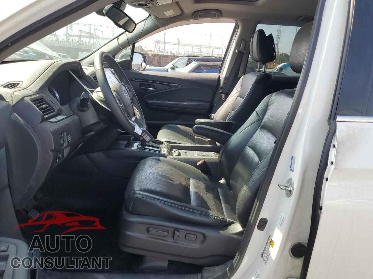 HONDA RIDGELINE 2018 - 5FPYK3F70JB003445