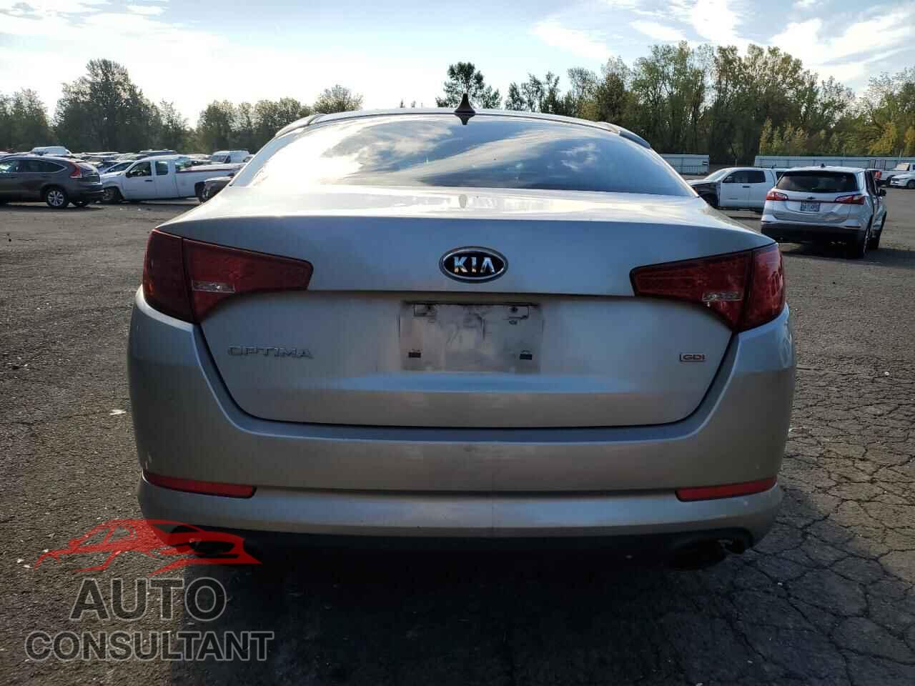 KIA OPTIMA 2011 - KNAGM4A74B5099236