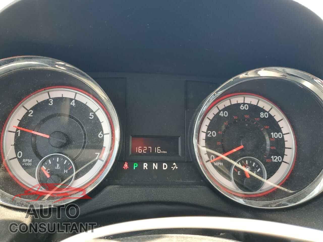 DODGE CARAVAN 2013 - 2C4RDGCG5DR576353