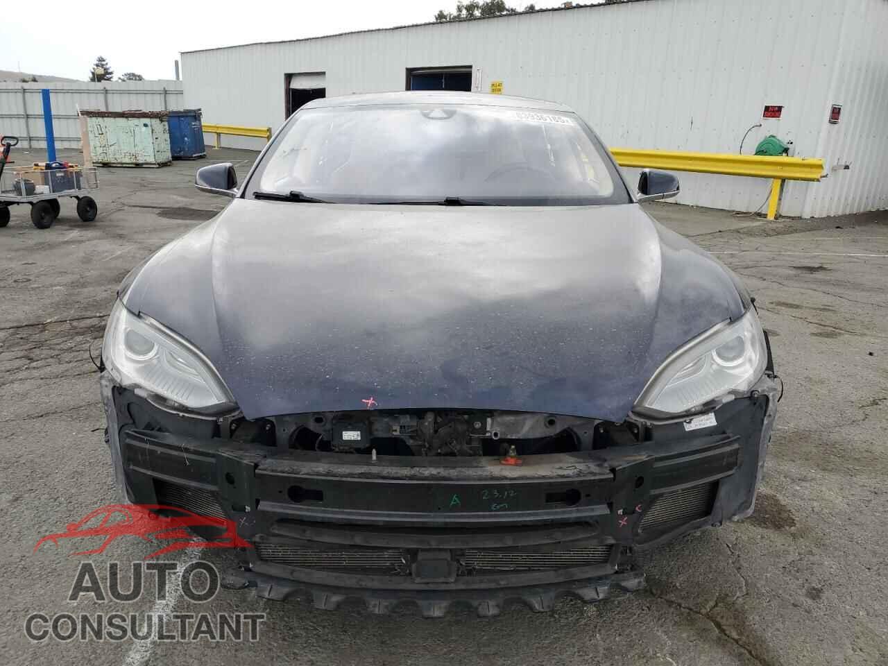 TESLA MODEL S 2014 - 5YJSA1H15EFP55890