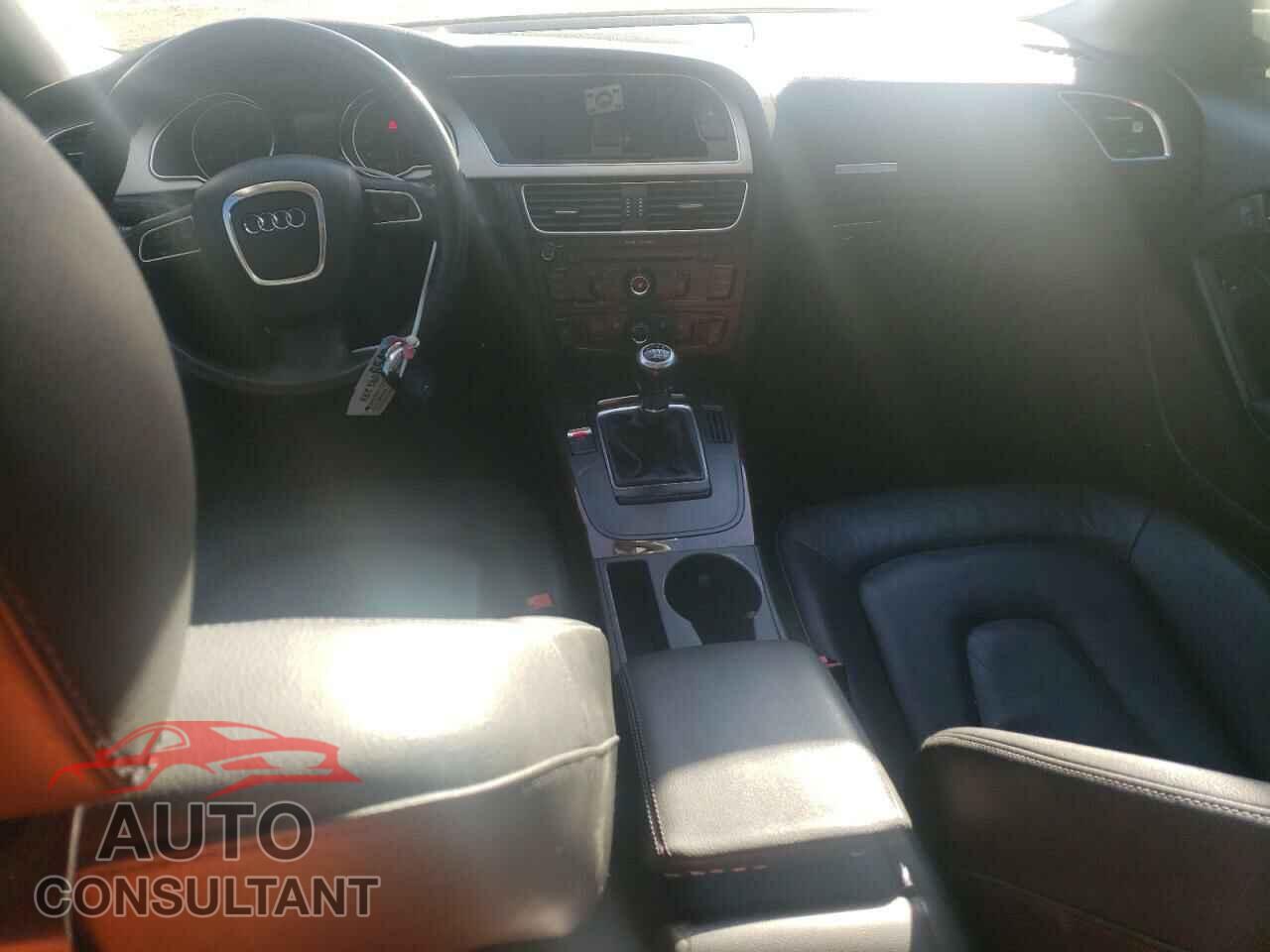 AUDI A5 2010 - WAUGFAFR6AA035109