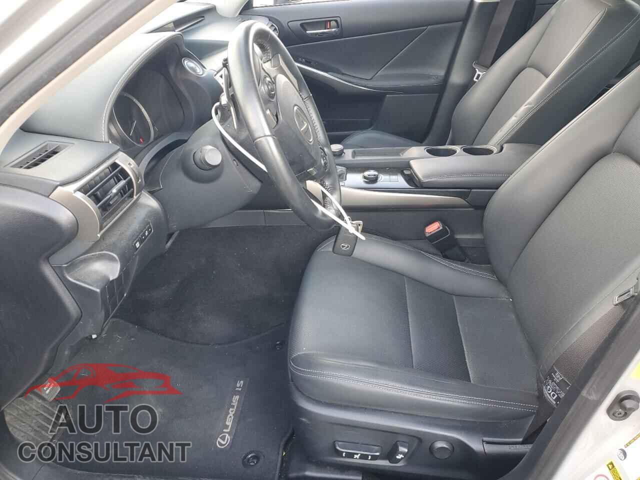 LEXUS IS 2014 - JTHCF1D25E5010447