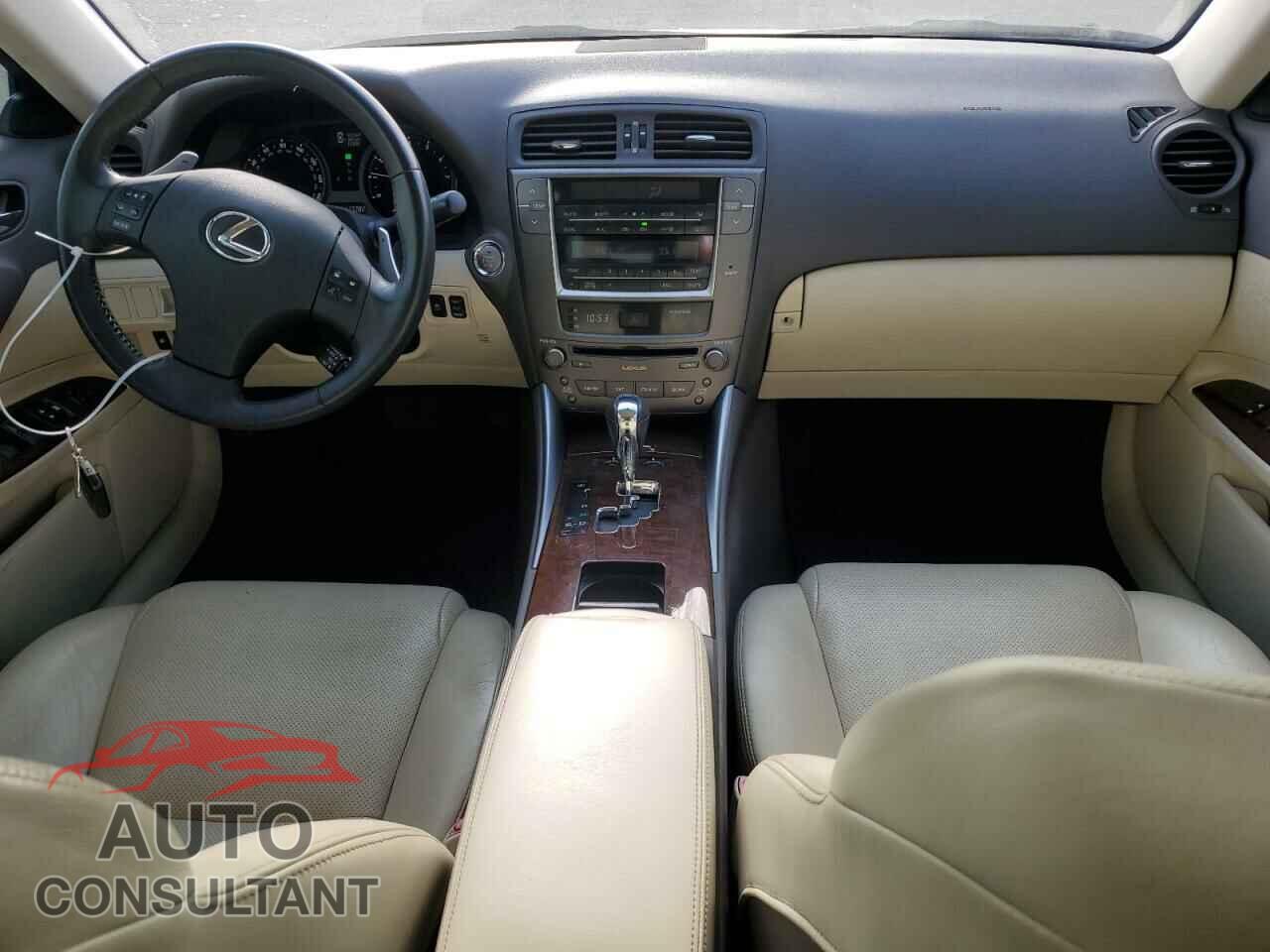 LEXUS IS 2010 - JTHBF5C21A5113394