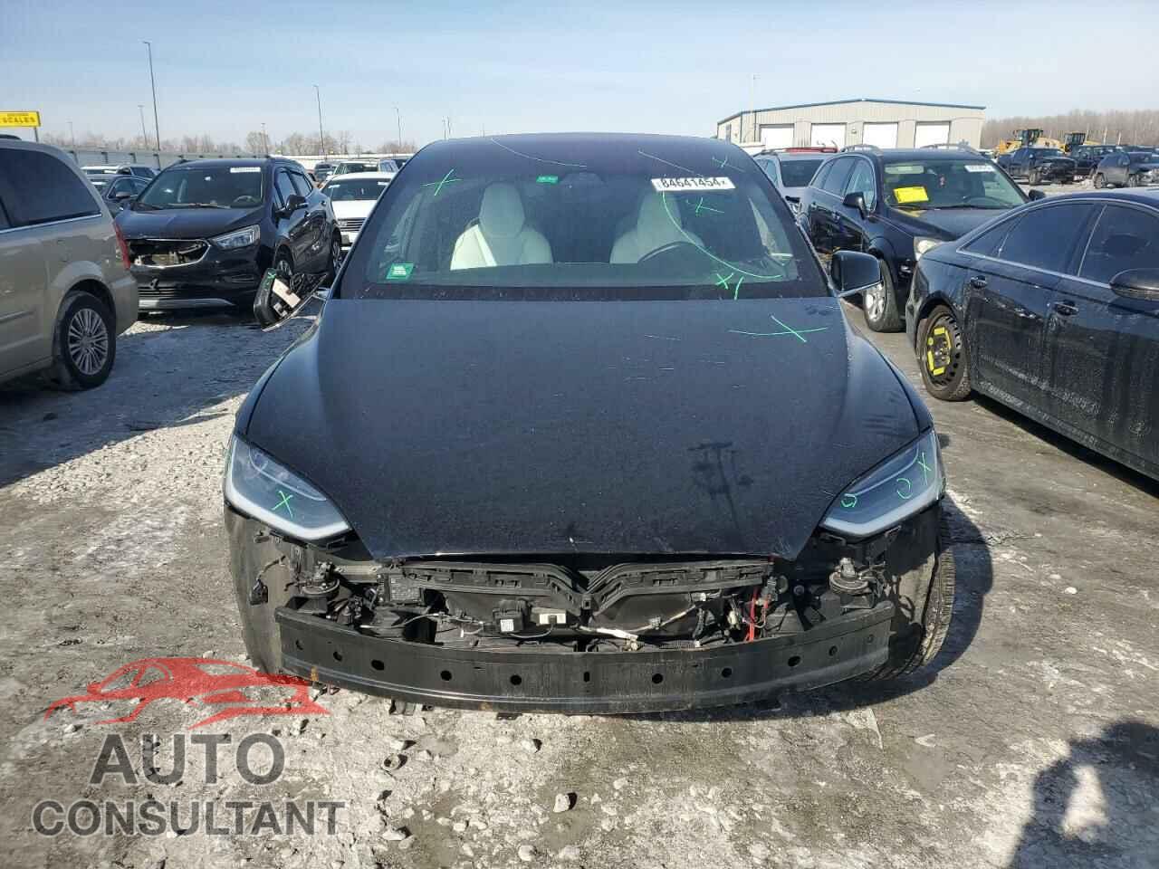 TESLA MODEL X 2018 - 5YJXCBE29JF087718