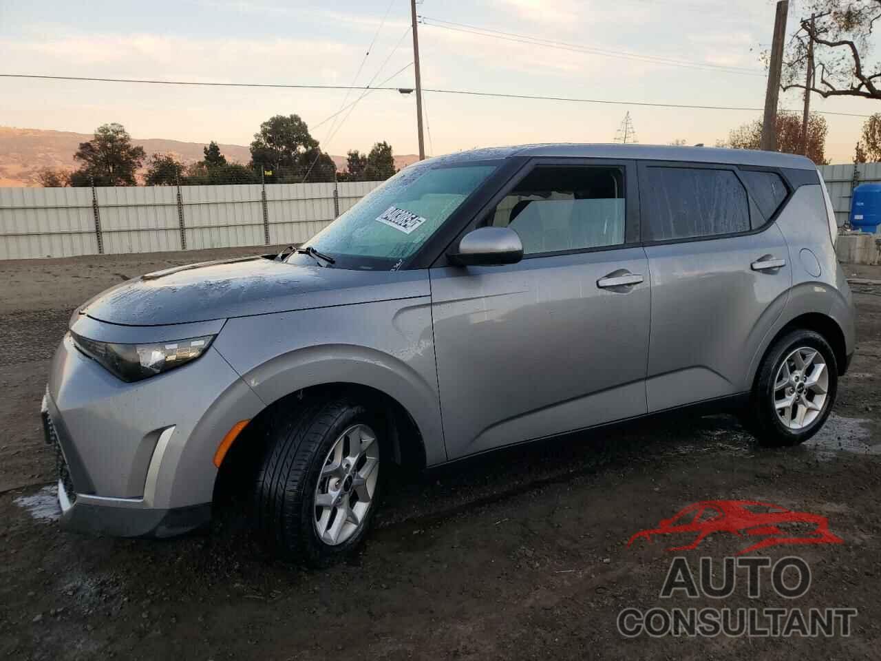 KIA SOUL 2023 - KNDJ23AU3P7858758