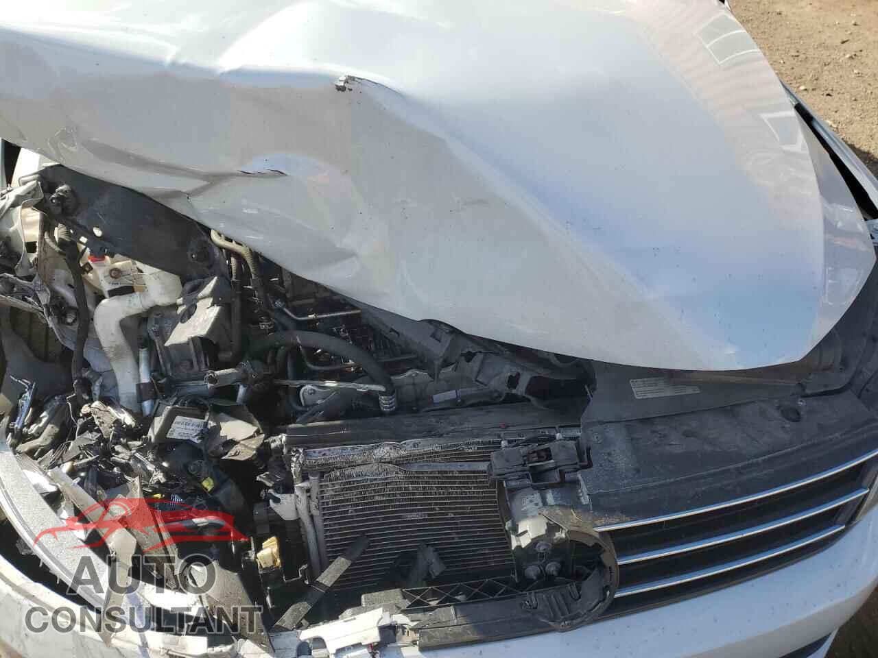 VOLKSWAGEN JETTA 2017 - 3VW2B7AJ0HM310867