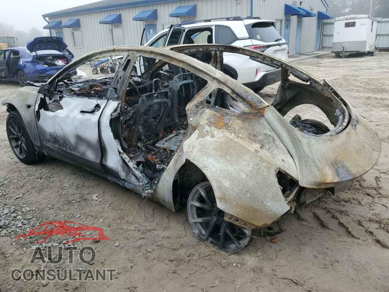 TESLA MODEL 3 2018 - 5YJ3E1EA1JF038880