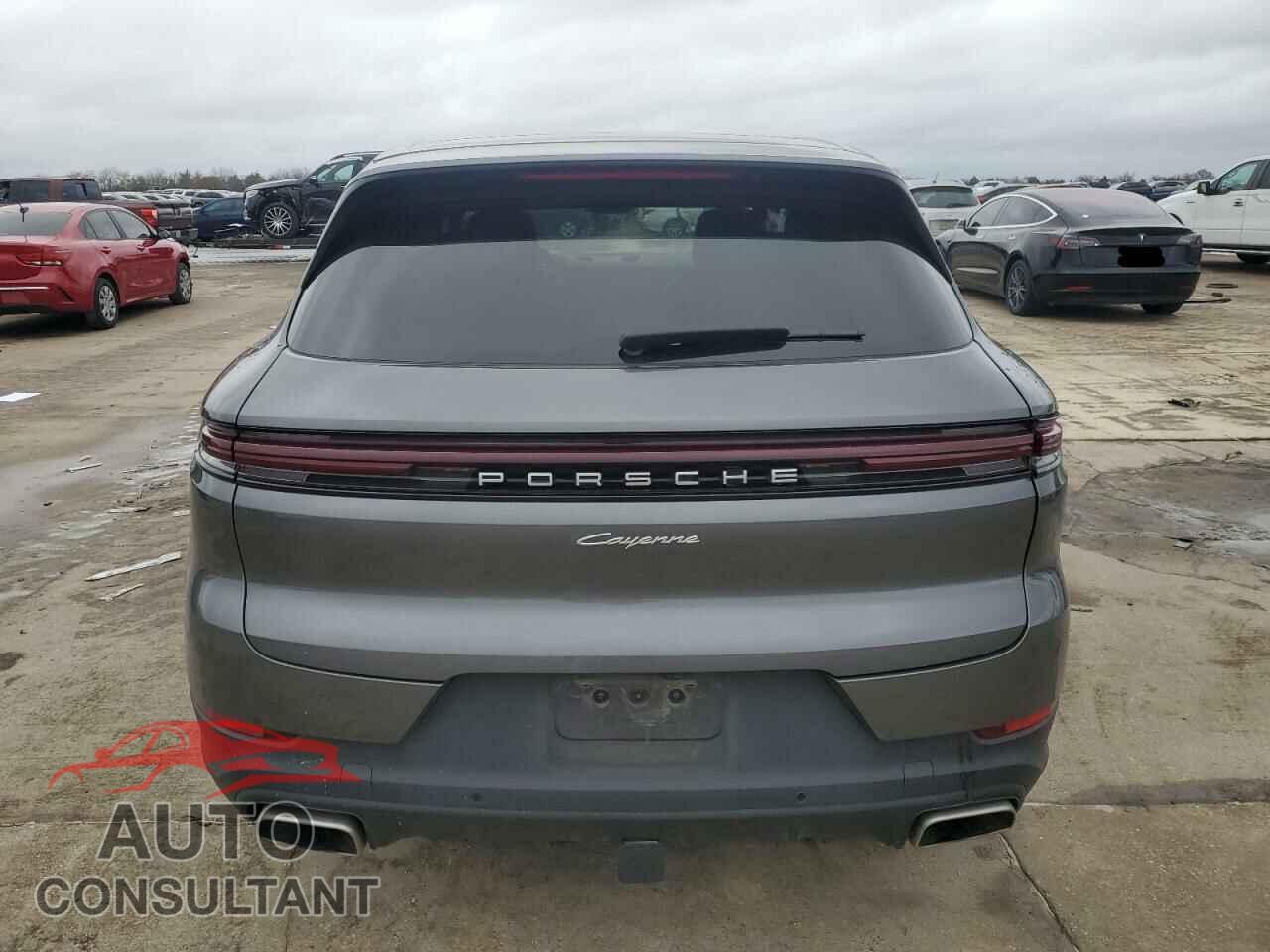 PORSCHE CAYENNE 2024 - WP1AA2AY2RDA03438