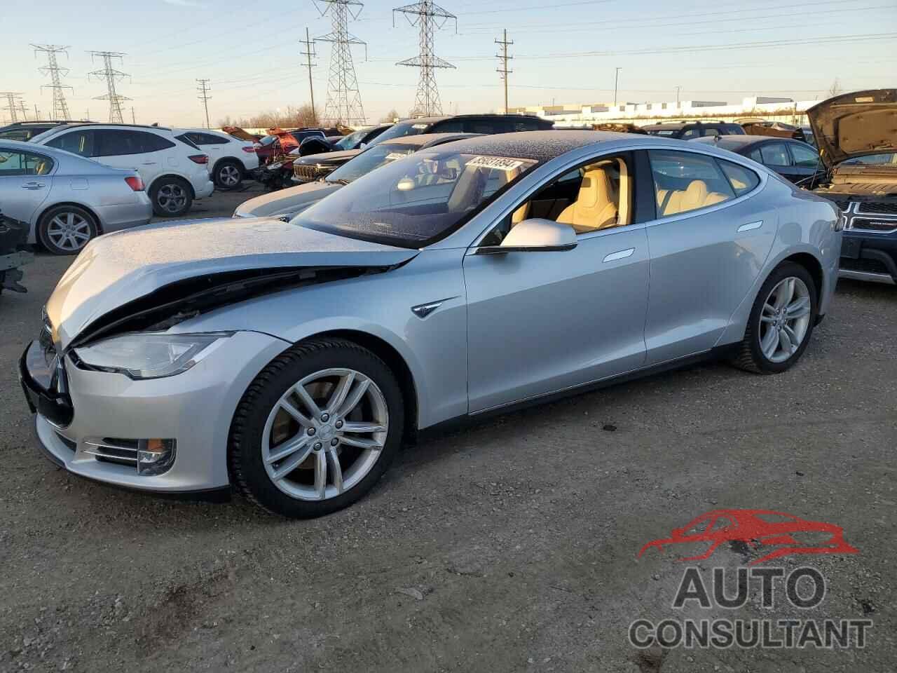 TESLA MODEL S 2014 - 5YJSA1H16EFP32411