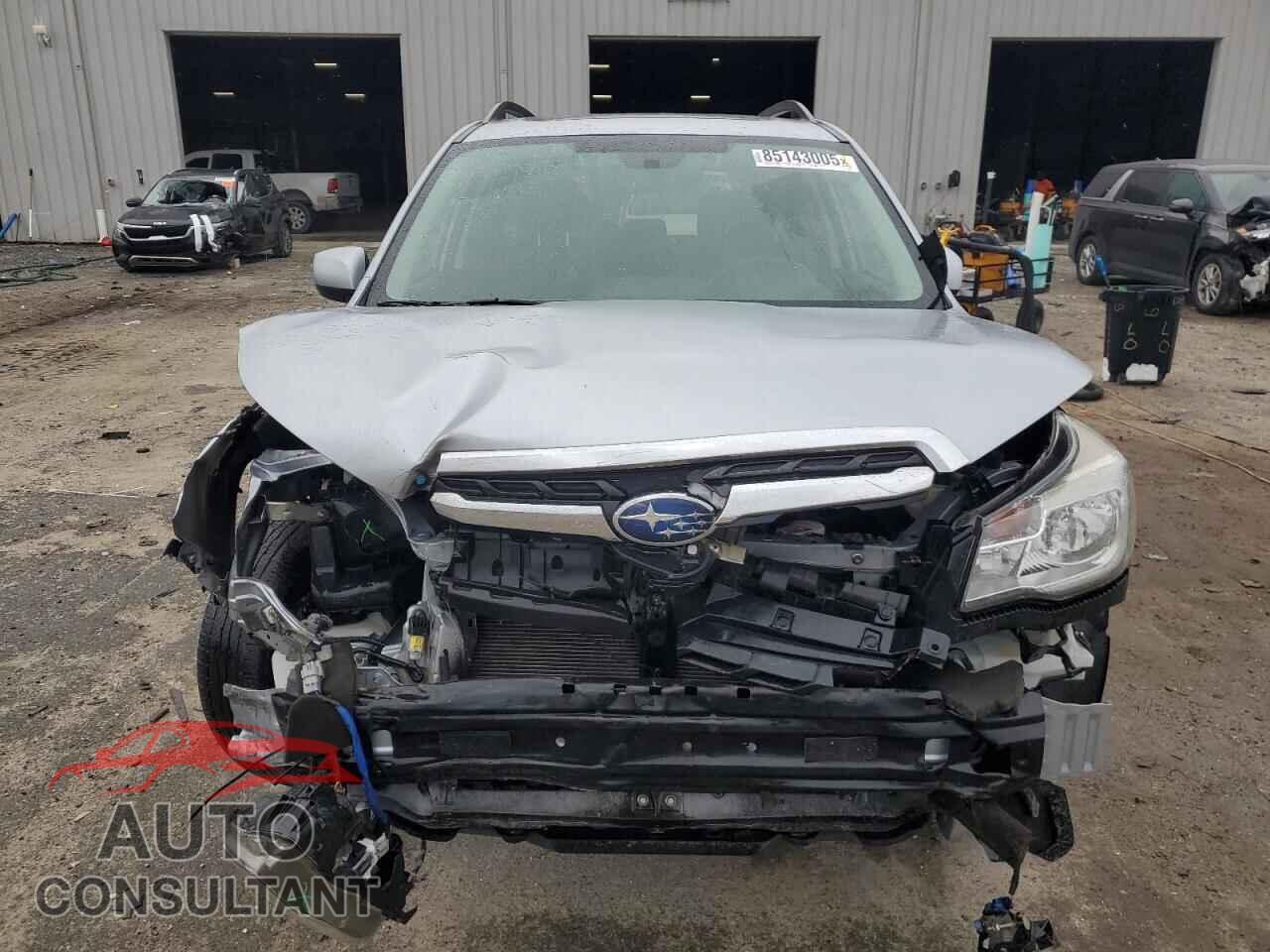 SUBARU FORESTER 2017 - JF2SJAGC7HH569955