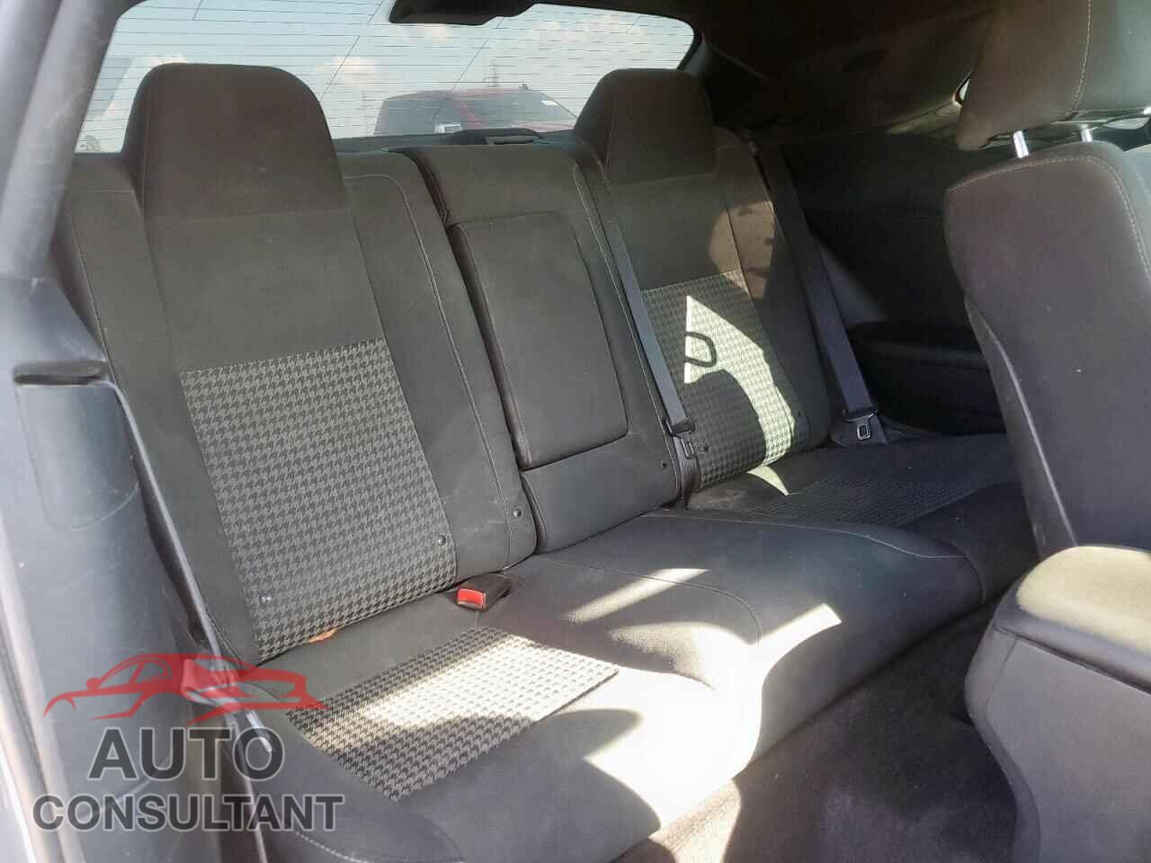 DODGE CHALLENGER 2019 - 2C3CDZBT2KH557072