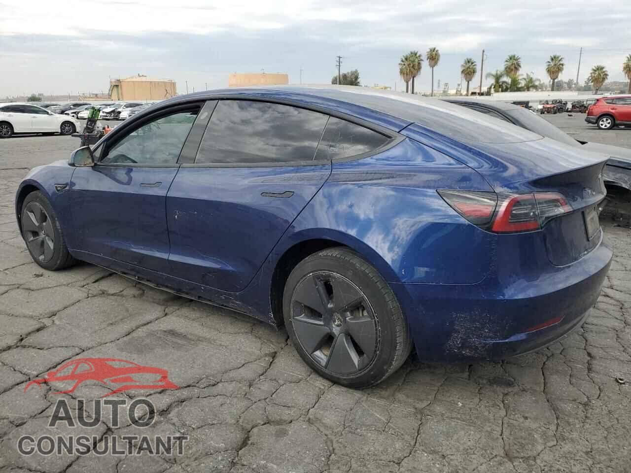 TESLA MODEL 3 2023 - 5YJ3E1EA0PF694870