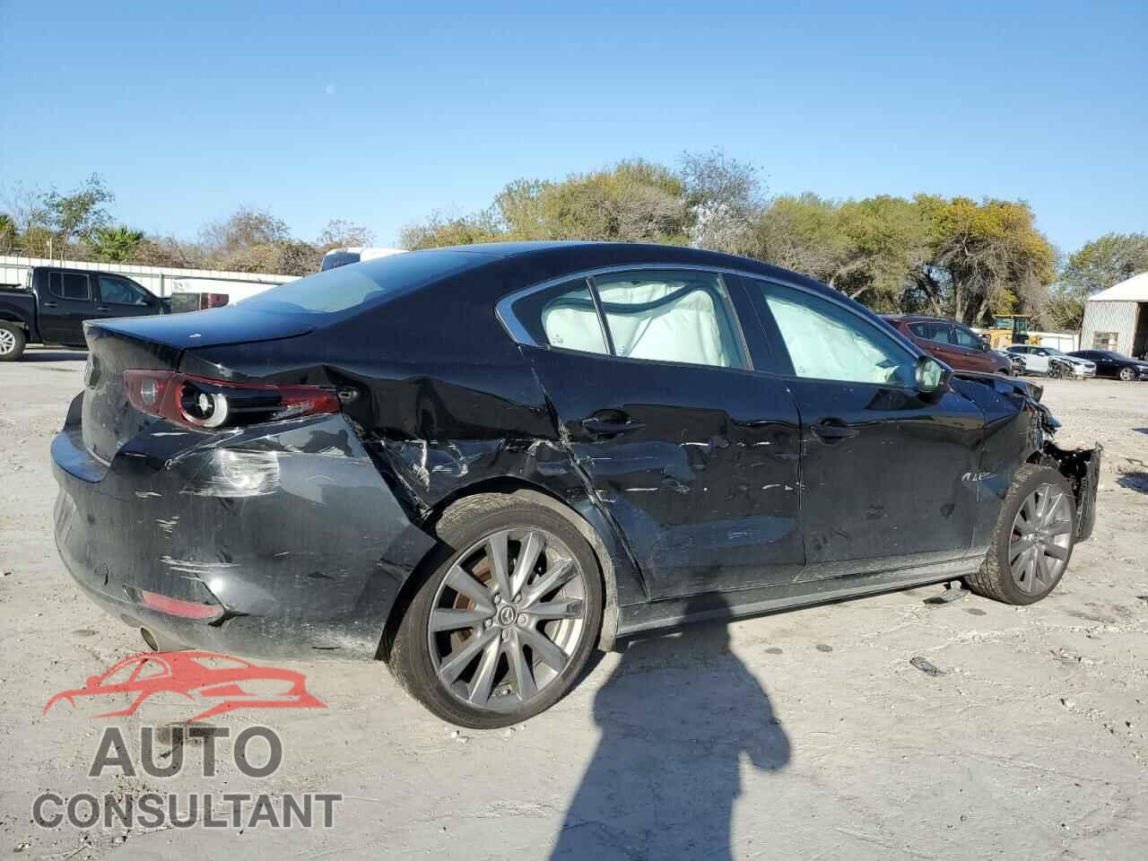 MAZDA 3 2023 - 3MZBPACM0PM367901