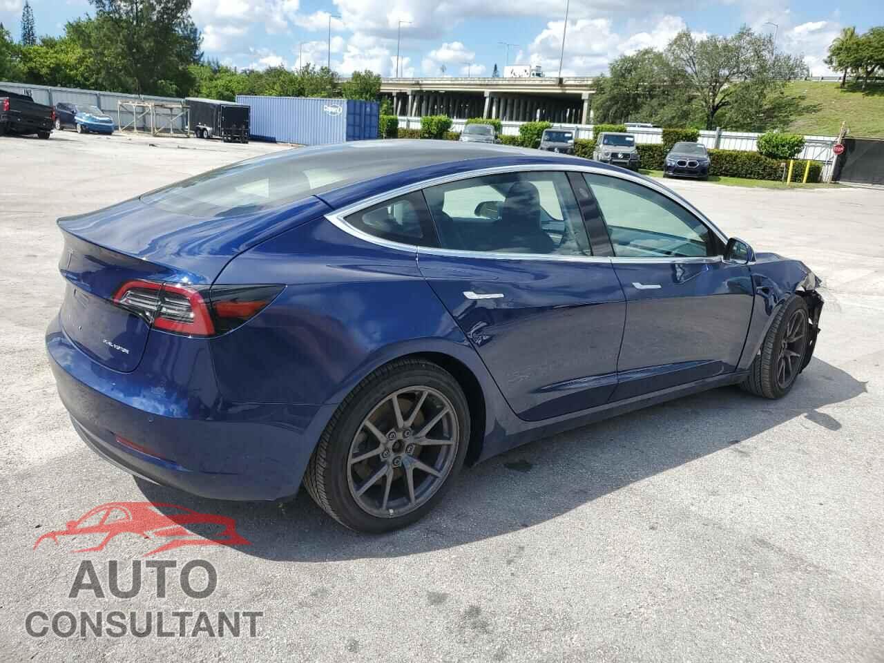 TESLA MODEL 3 2018 - 5YJ3E1EB5JF115405