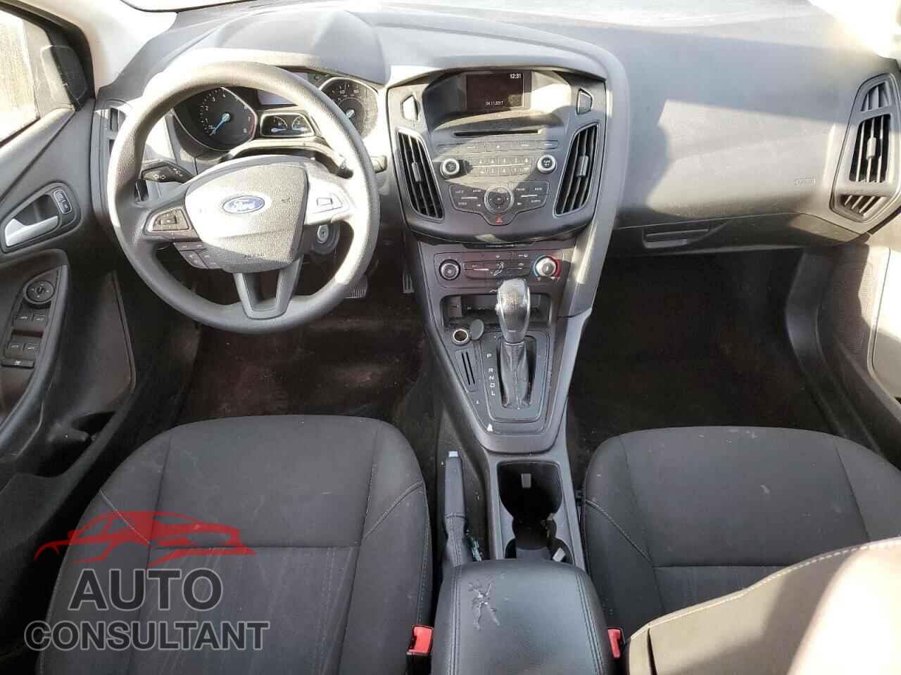 FORD FOCUS 2017 - 1FADP3F21HL278252