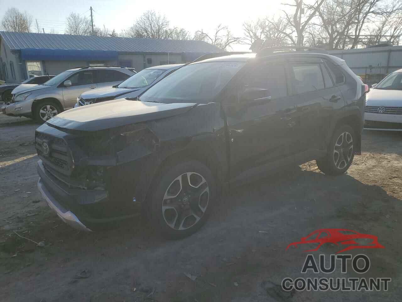 TOYOTA RAV4 2021 - 2T3J1RFV5MW178495