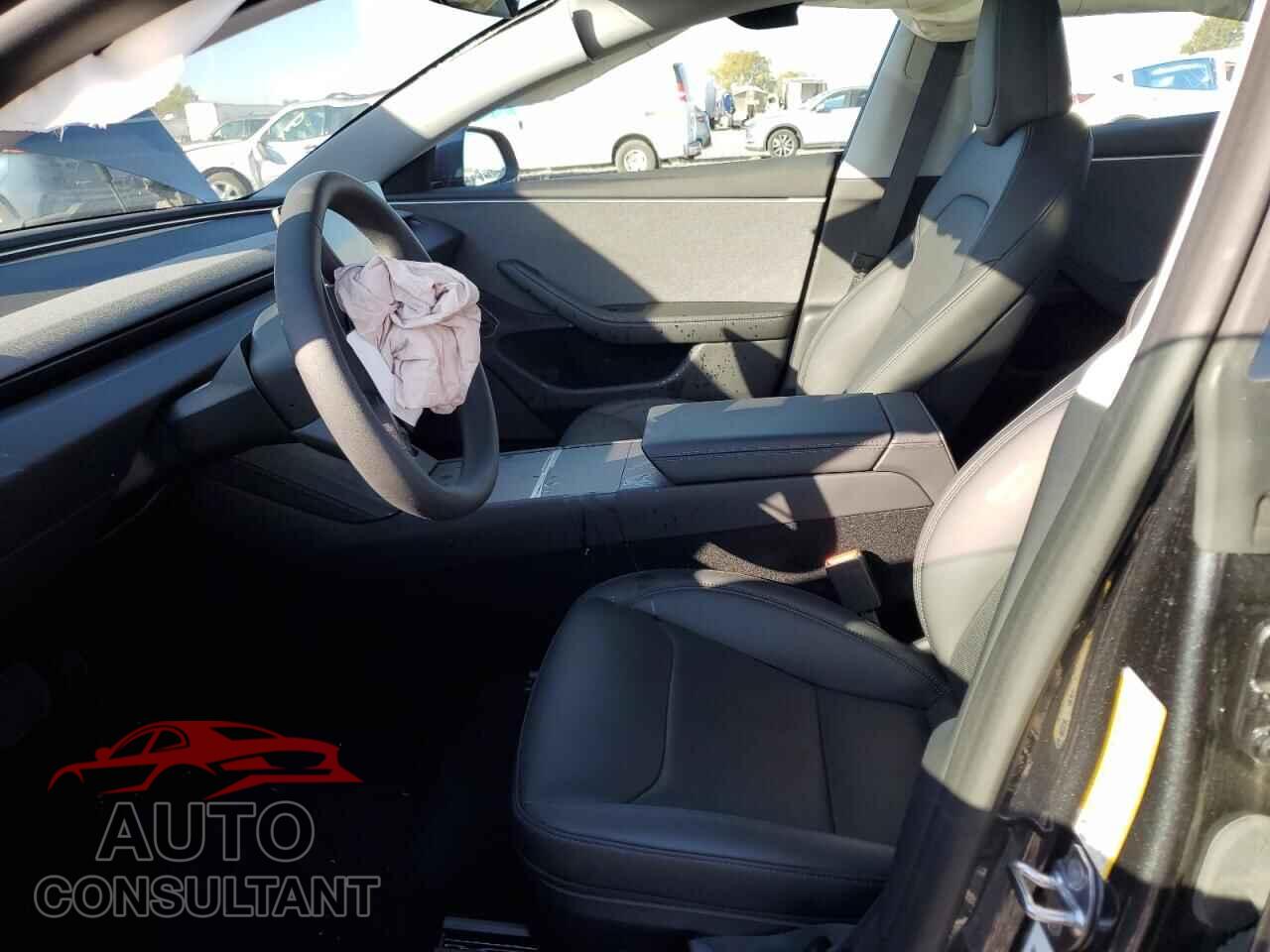 TESLA MODEL 3 2025 - 5YJ3E1EA4SF024392